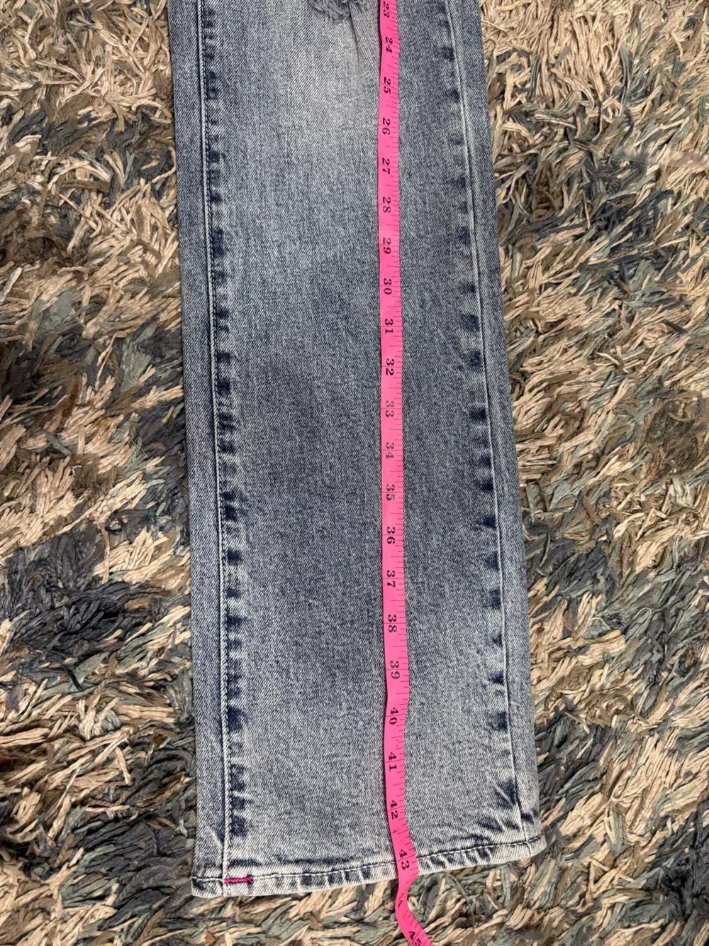 True Religion Men’s Ricky Relaxed Slim Straight Medium Blue Wash / Distressed 31